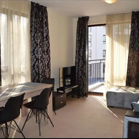 Amphora Palace Apartment